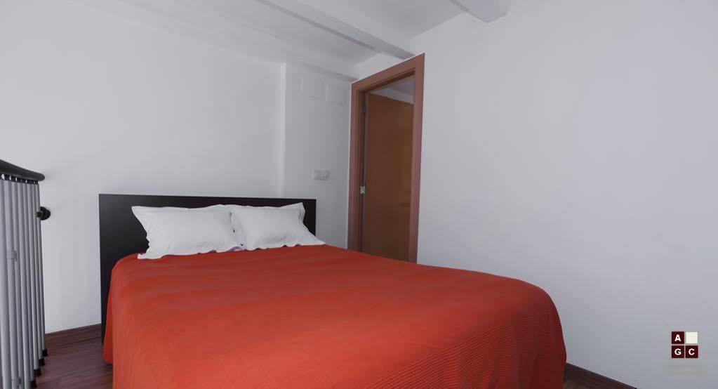 Apartaments Girona Centre Bagian luar foto